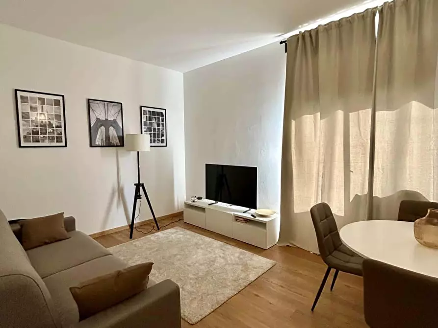 Immagine 1 di Appartamento in affitto  in Via Giosuè Borsi8 a Milano