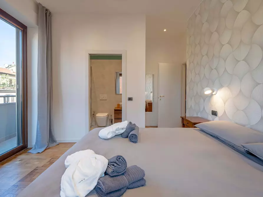 Immagine 25 di Appartamento in affitto  in Via Urbano III1 a Milano