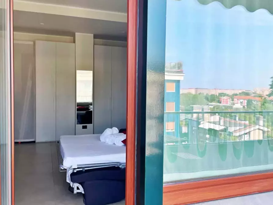 Immagine 34 di Appartamento in affitto  in Via Corno di Cavento21 a Milano