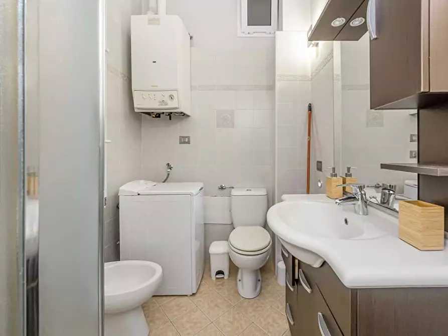 Immagine 15 di Appartamento in affitto  in Via San Felice126 a Bologna