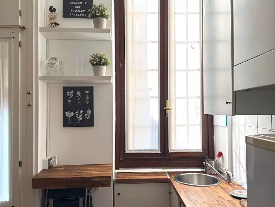 Immagine 6 di Appartamento in affitto  in Corso San Gottardo18 a Milano