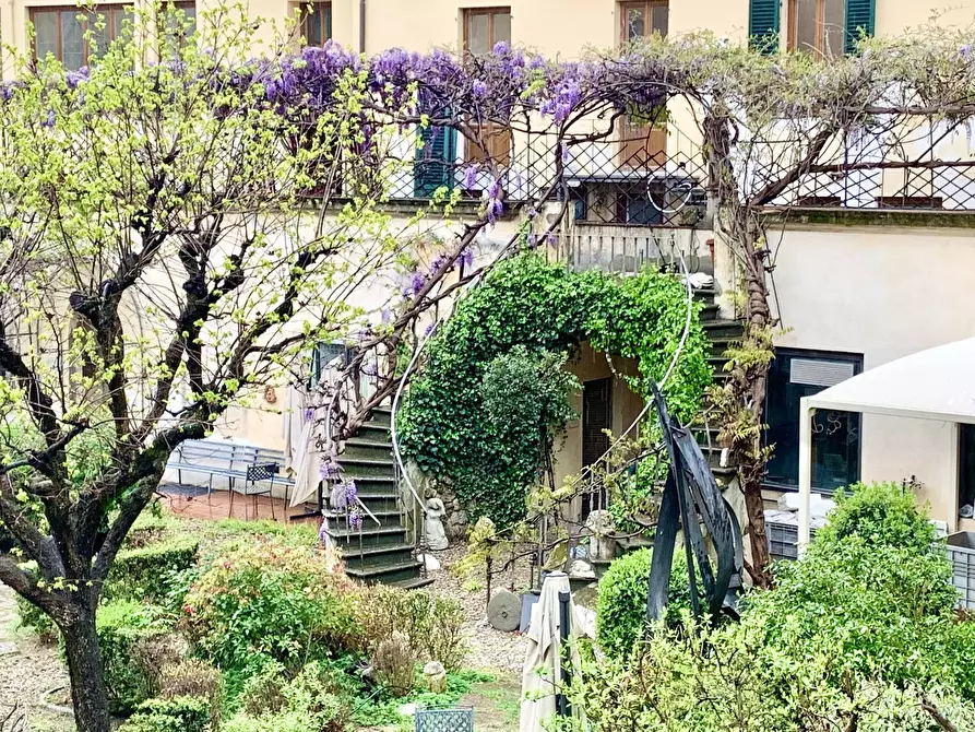 Immagine 18 di Camera in affitto  in Via Sant'Antonino13 a Firenze
