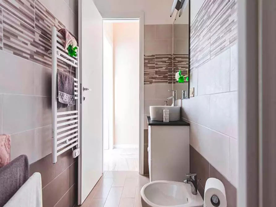 Immagine 39 di Camera in affitto  in Viale Nazario Sauro4 a Milano