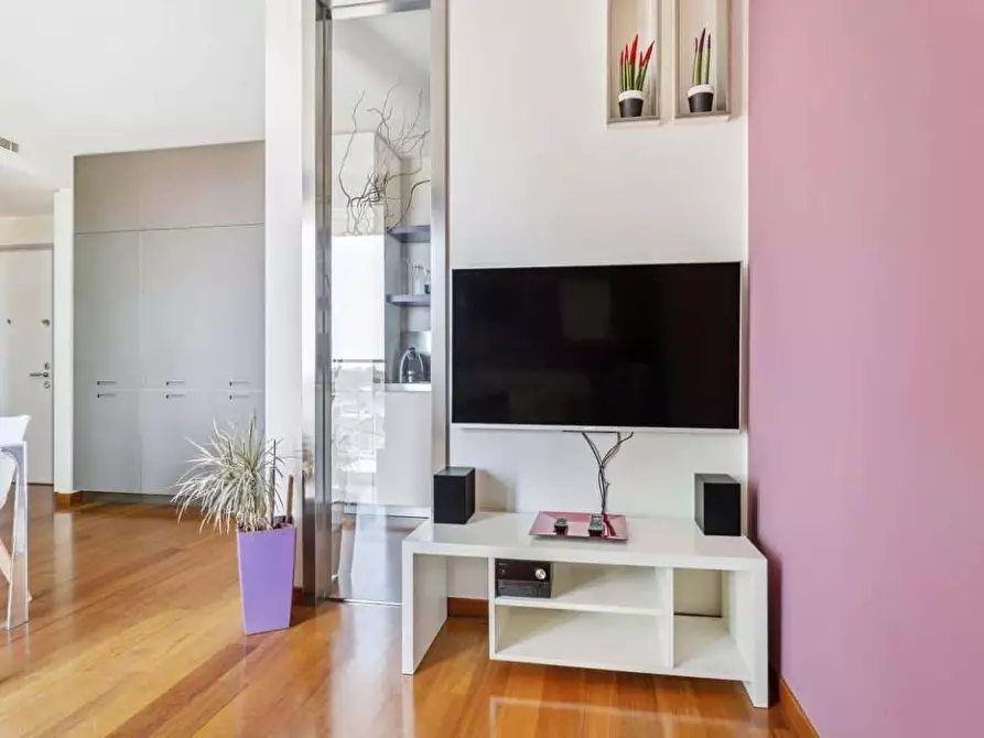 Immagine 20 di Appartamento in affitto  in Via Paolo Lomazzo52 a Milano