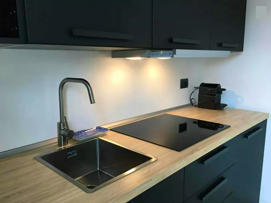 Immagine 14 di Appartamento in affitto  in Via Luigi Mercantini a Milano