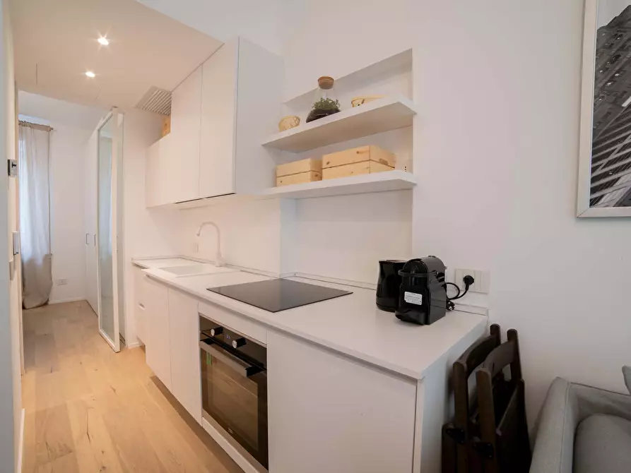 Immagine 8 di Appartamento in affitto  in Via Savona11 a Milano