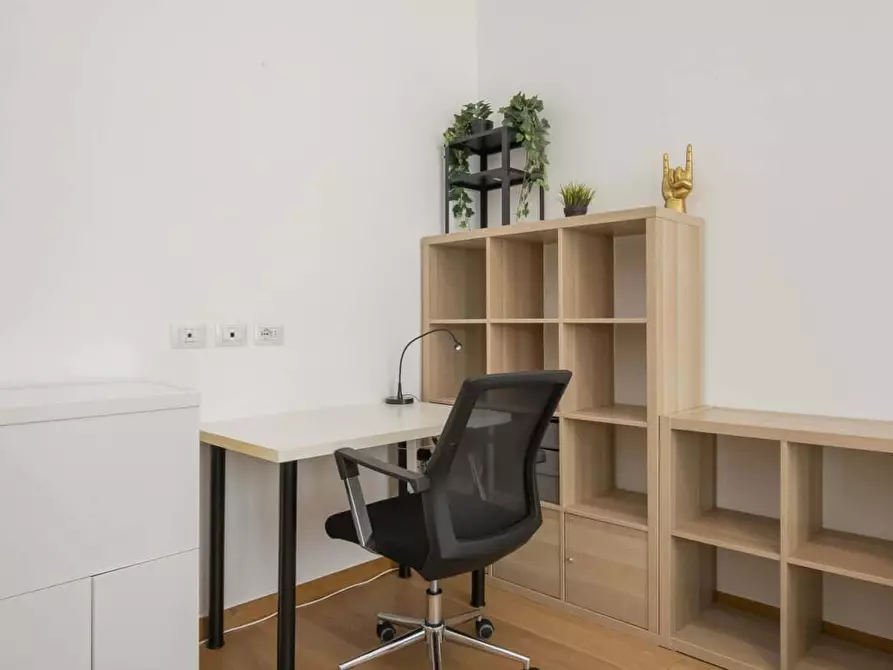 Immagine 15 di Appartamento in affitto  in Via Ugo Bassi23 a Milano