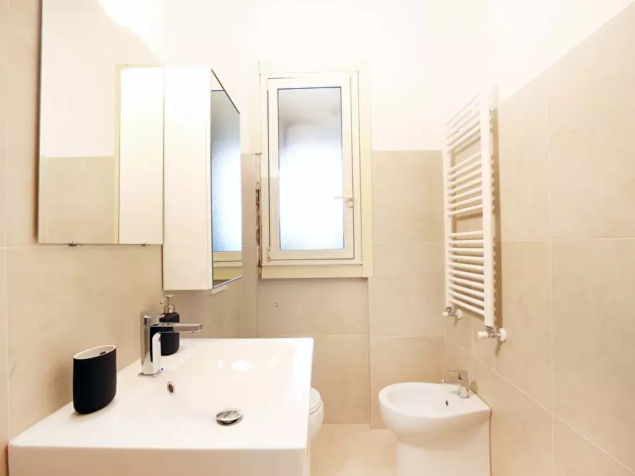 Immagine 22 di Camera in affitto  in Via Carlo Marx26 a Milano