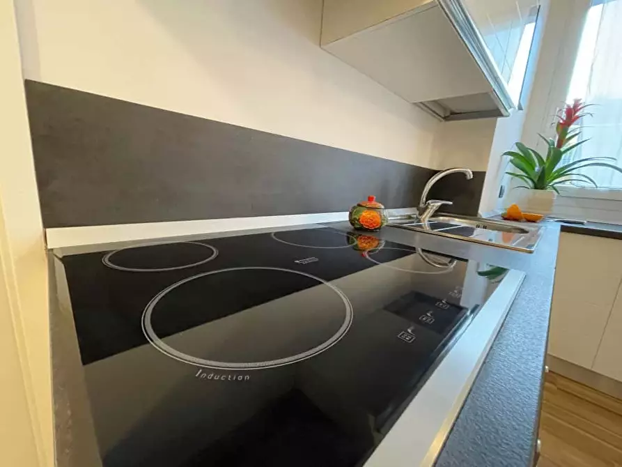 Immagine 12 di Appartamento in affitto  in Via Giuseppe Candiani a Milano