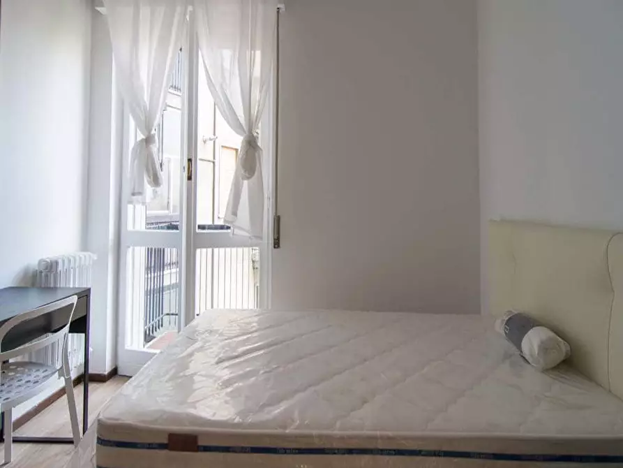 Immagine 5 di Camera in affitto  in Via Francesco Reina14 a Milano