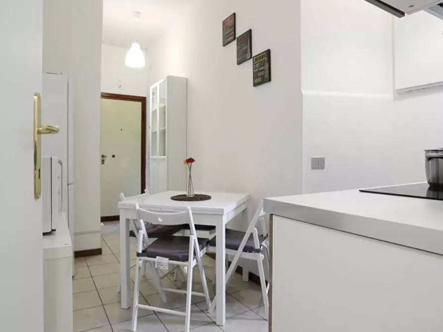 Immagine 27 di Camera in affitto  in Via Salvatore Barzilai14 a Milano