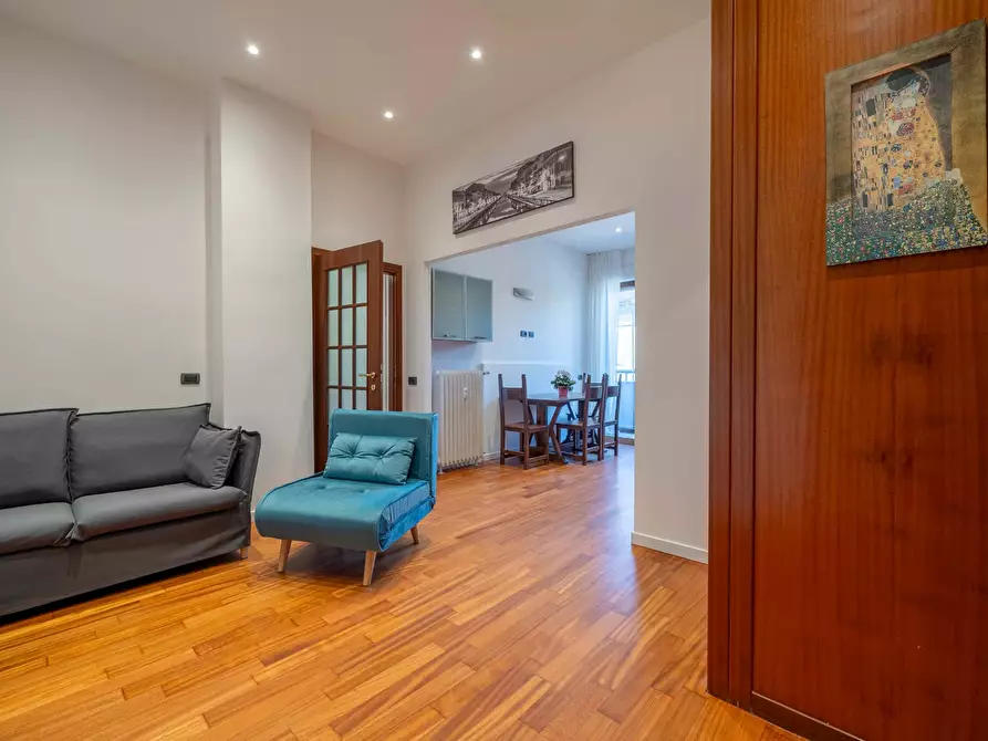 Immagine 45 di Appartamento in affitto  in Via Urbano III1 a Milano