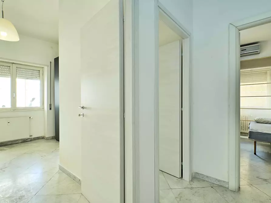 Immagine 11 di Camera in affitto  in Via Attilio Friggeri35 a Roma