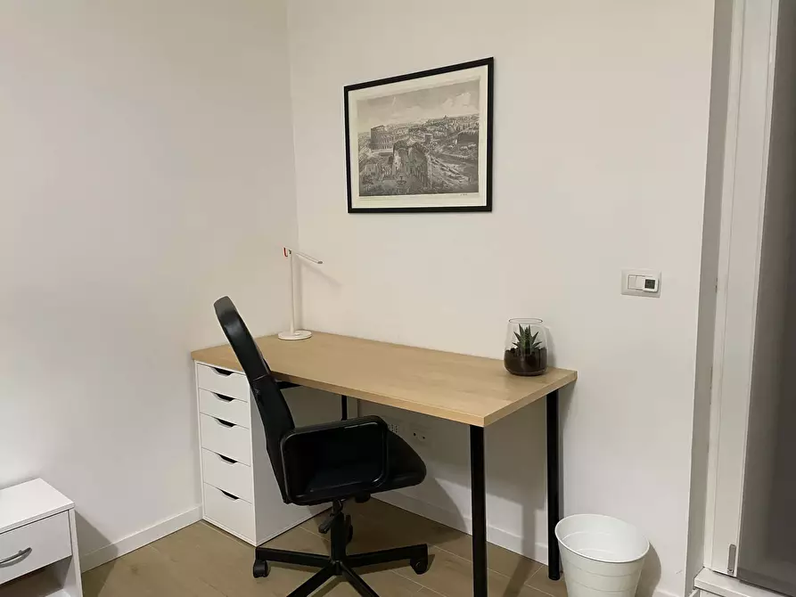 Immagine 5 di Appartamento in affitto  in Via Alfredo Baccarini11 a Roma