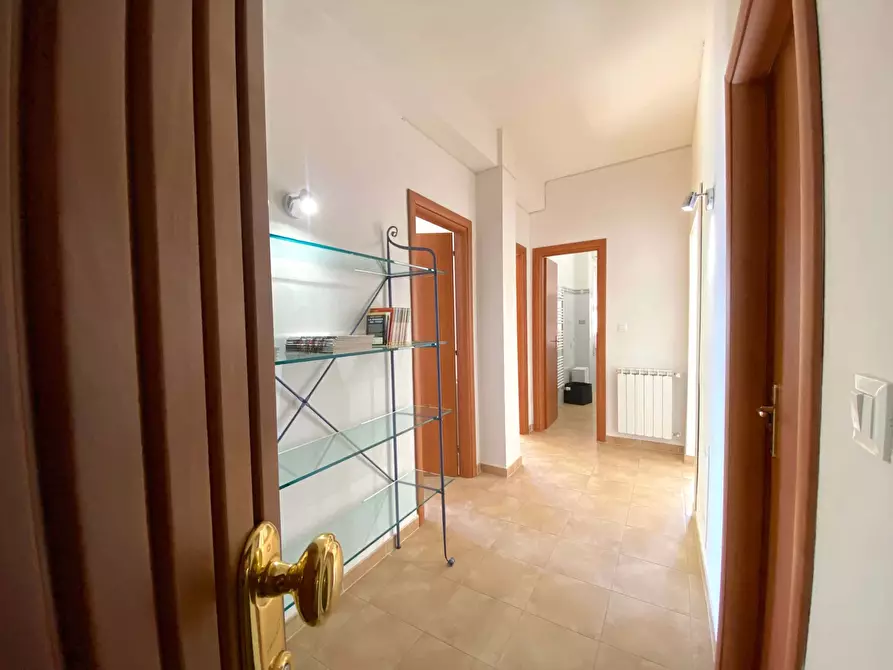 Immagine 4 di Appartamento in affitto  in Via Giulio Cesare82 a Viareggio