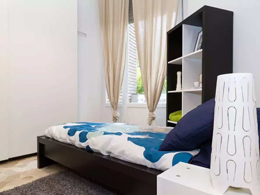 Immagine 4 di Camera in affitto  in Via Bartolomeo D'Alviano11 a Milano