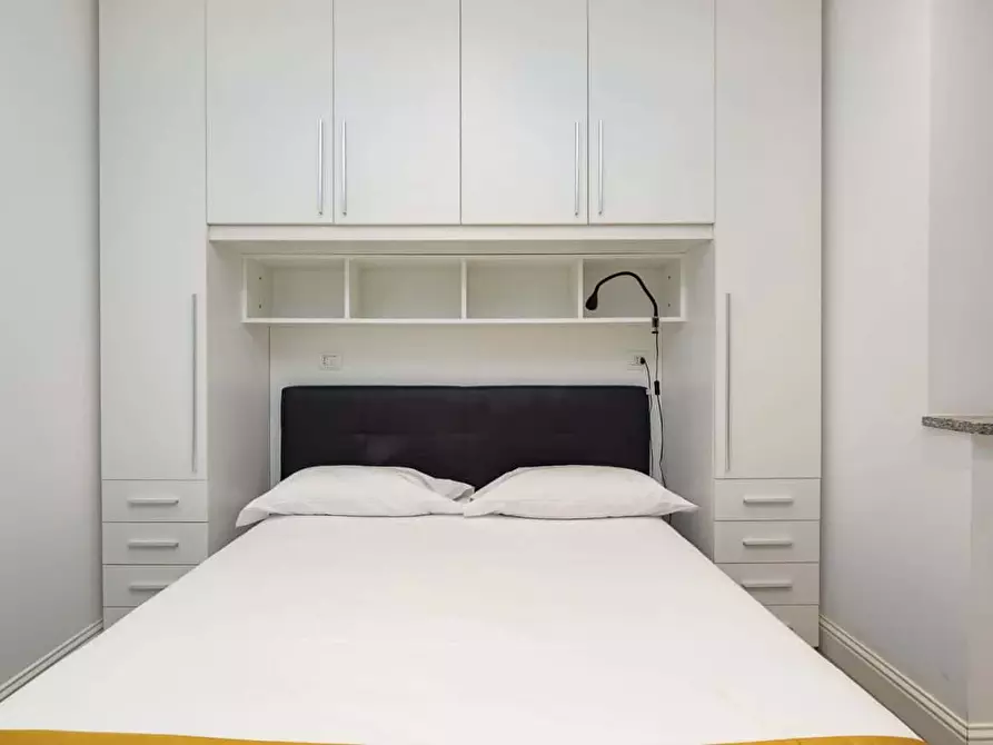 Immagine 3 di Appartamento in affitto  in Via della Moscova27 a Milano