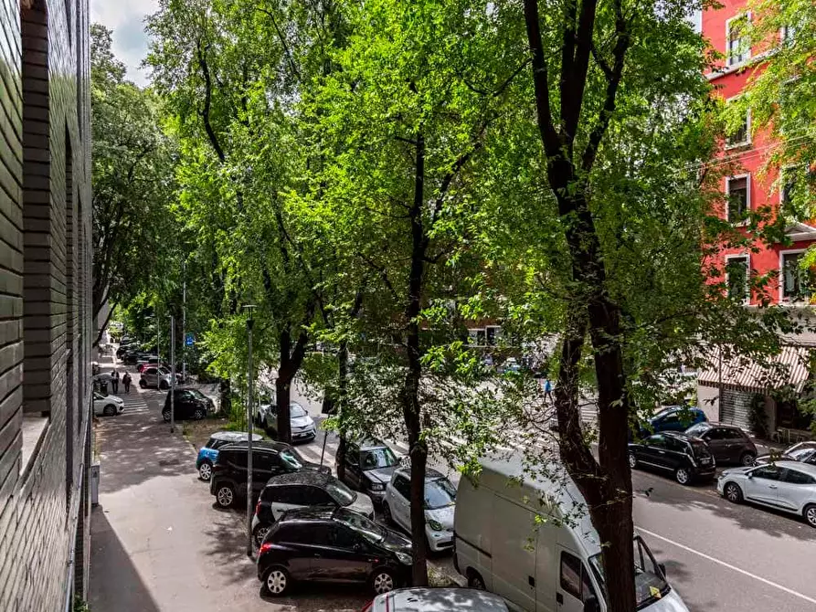 Immagine 19 di Camera in affitto  in Via Tiziano18 a Milano