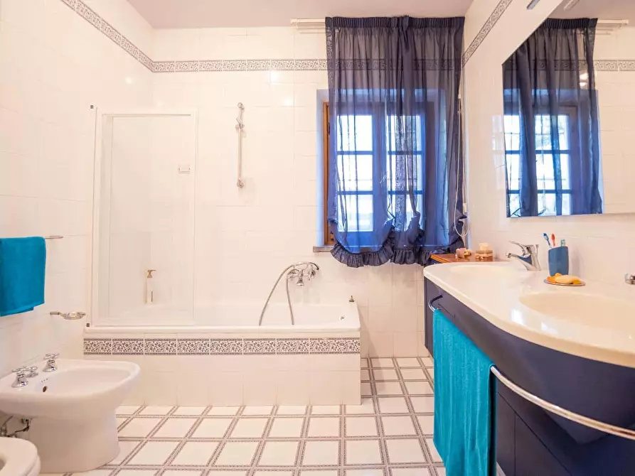 Immagine 35 di Appartamento in affitto  in Via di Tiglio601 a Capannori