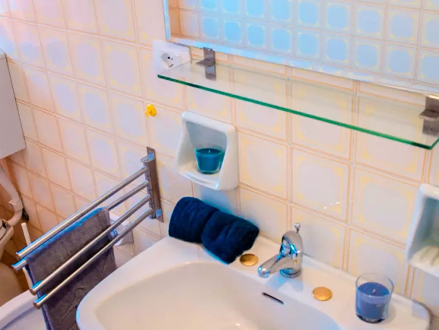 Immagine 17 di Camera in affitto  in Corso Regina Margherita3 a Torino