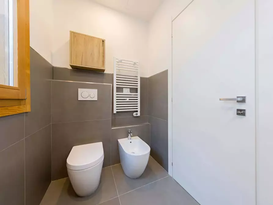 Immagine 12 di Camera in affitto  in Via Armari11 a Ferrara