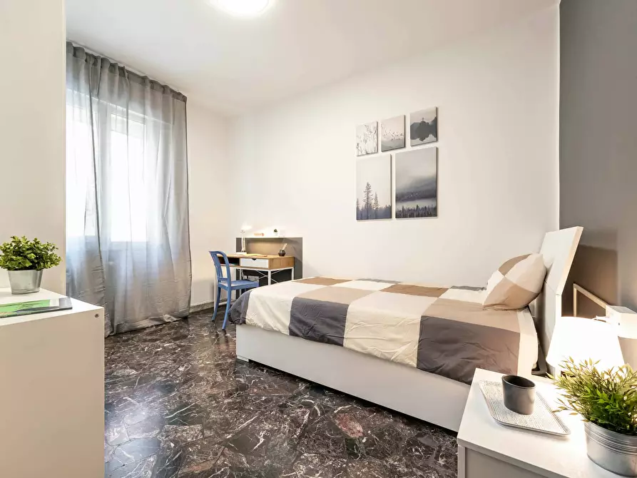 Immagine 24 di Camera in affitto  in Via Curzola3 a Padova