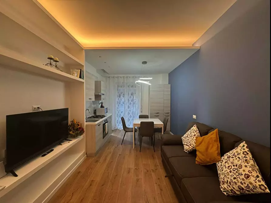 Immagine 3 di Appartamento in affitto  in Via Pietro Venturi54 a Roma