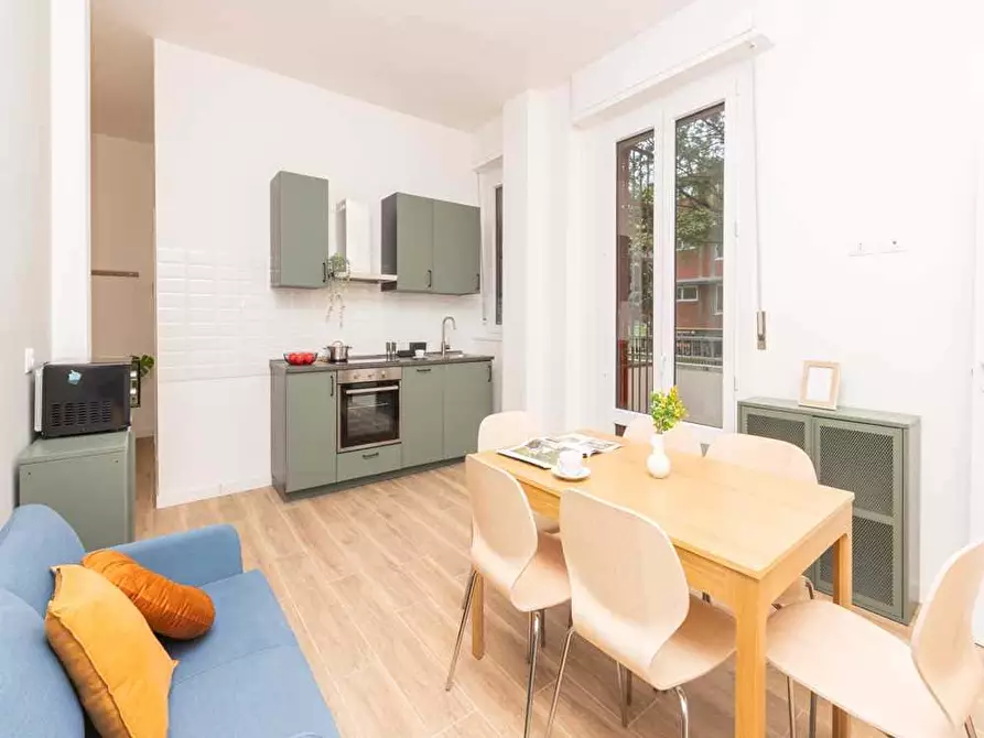 Immagine 34 di Camera in affitto  in Largo Cavalieri di Malta6 a Milano