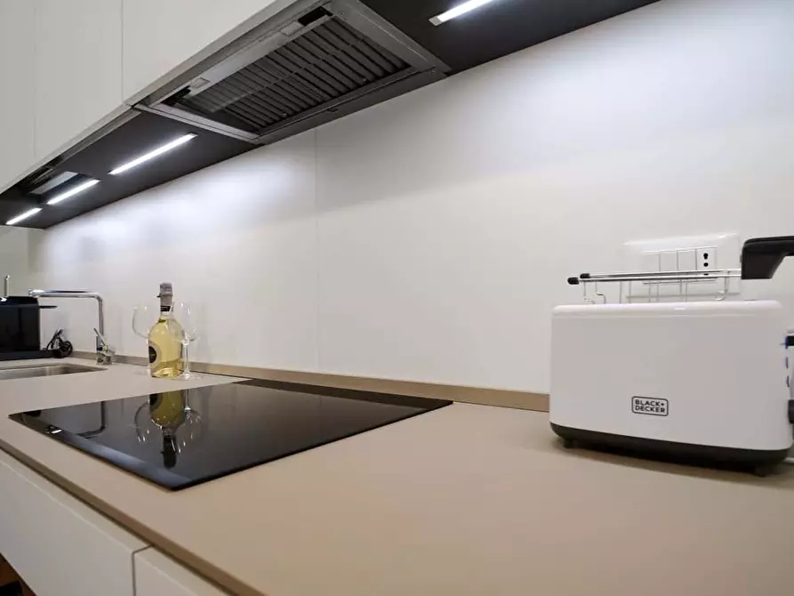 Immagine 29 di Appartamento in affitto  in Viale Argonne1 a Milano