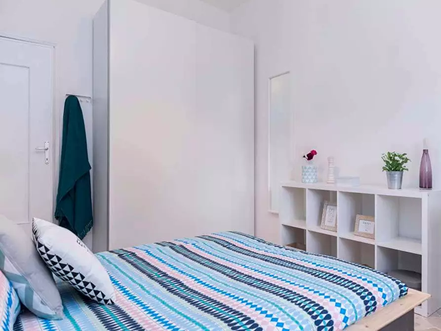 Immagine 3 di Camera in affitto  in Largo Cavalieri di Malta12 a Milano