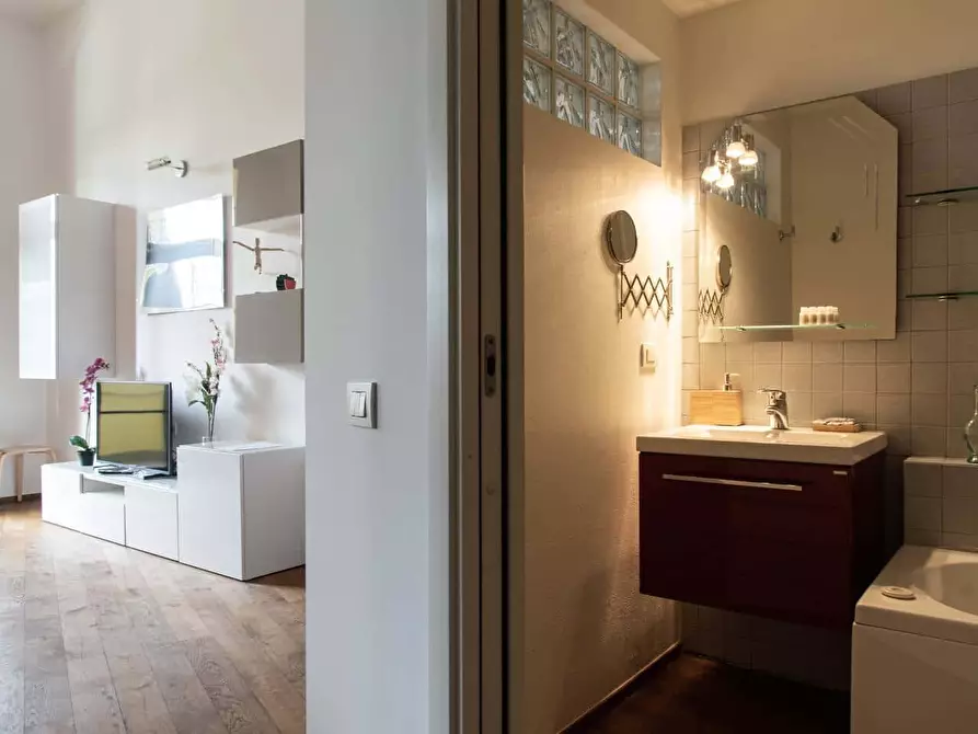 Immagine 25 di Appartamento in affitto  in Via Enrico Caviglia5 a Milano