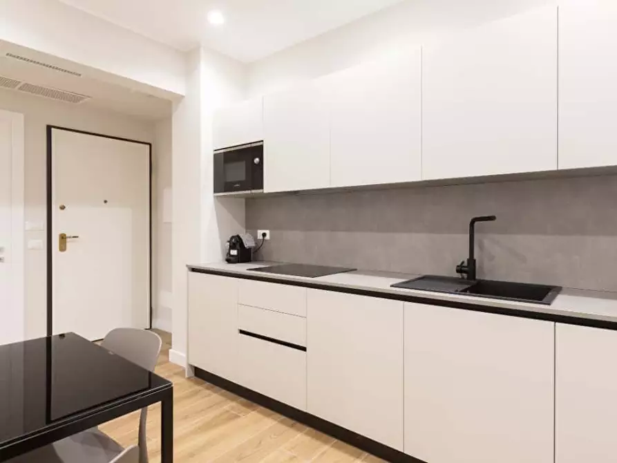 Immagine 5 di Appartamento in affitto  in Via Giulia di Gallese4 a Roma