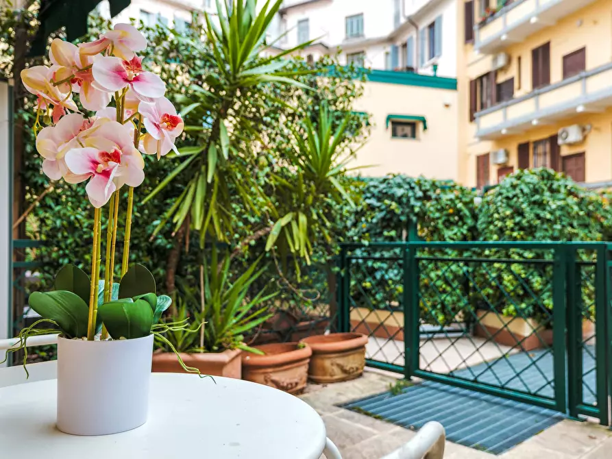 Immagine 40 di Appartamento in affitto  in Via Coluccio Salutati a Milano