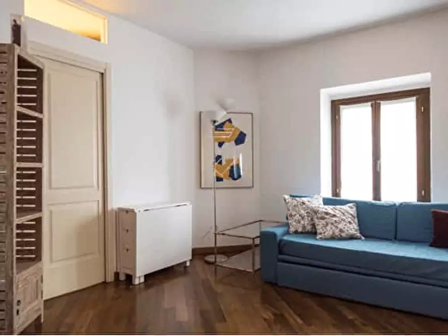 Immagine 2 di Appartamento in affitto  in Via Laghetto3 a Milano