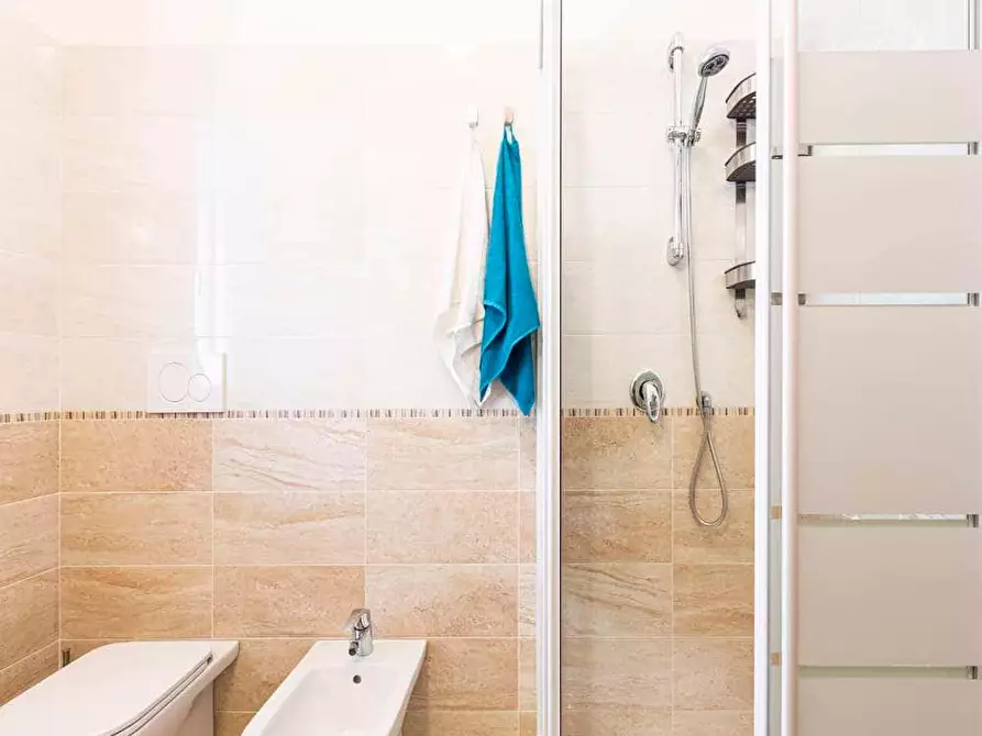 Immagine 32 di Camera in affitto  in Via Giuseppe Regaldi19 a Milano