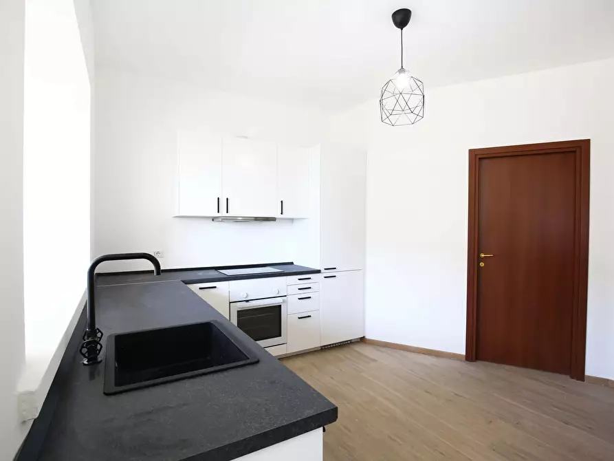 Immagine 8 di Camera in affitto  in Via Carlo Marx6 a Milano