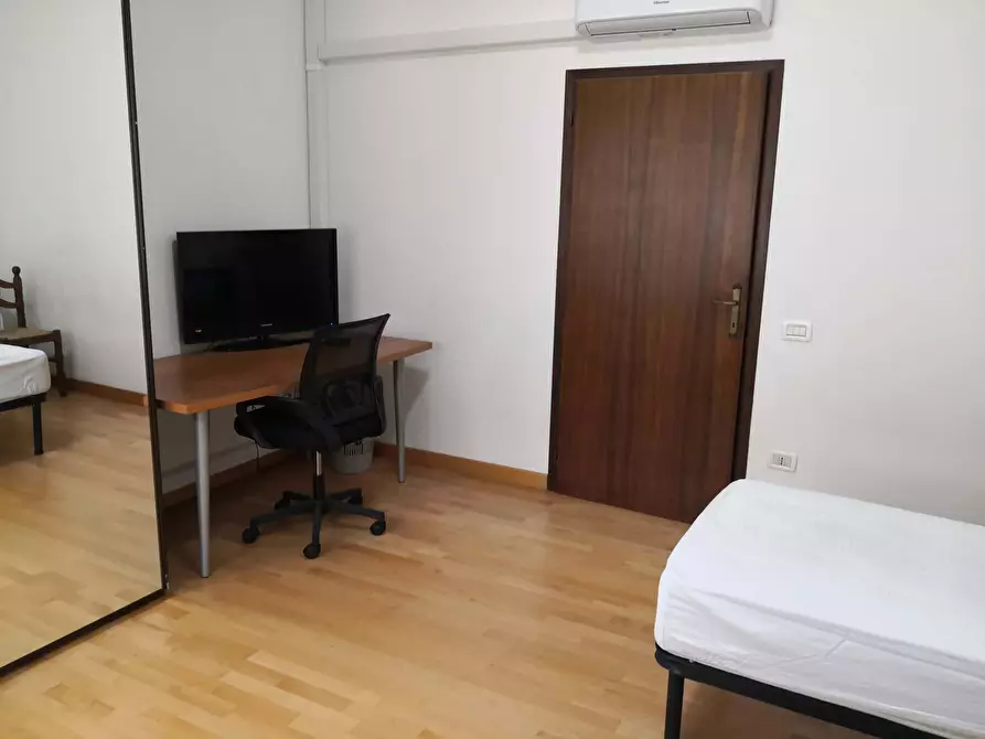 Immagine 6 di Camera in affitto  in Via Vecchia66E a Padova