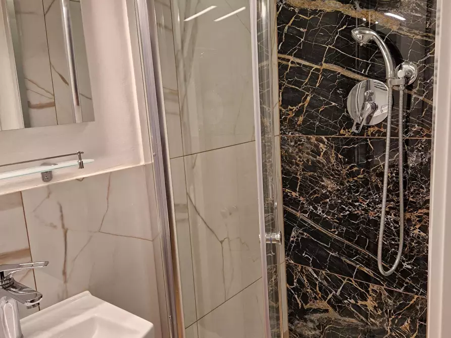 Immagine 9 di Appartamento in affitto  in Via dei Vanni24 a Firenze