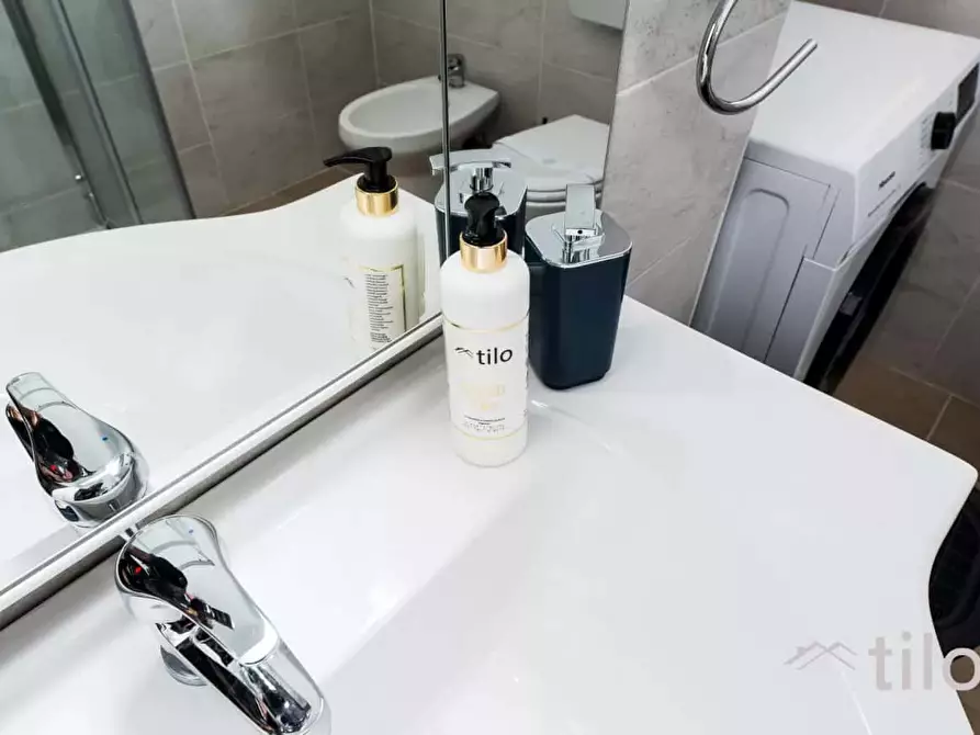 Immagine 13 di Appartamento in affitto  in Via Ciro Menotti46 a Genova