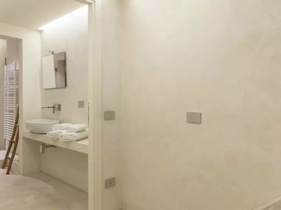 Immagine 17 di Appartamento in affitto  in Via dei Benci a Firenze