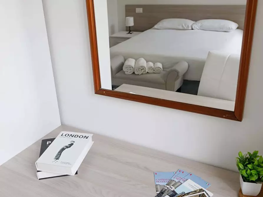 Immagine 10 di Appartamento in affitto  in Via degli Artisti3a a Trieste