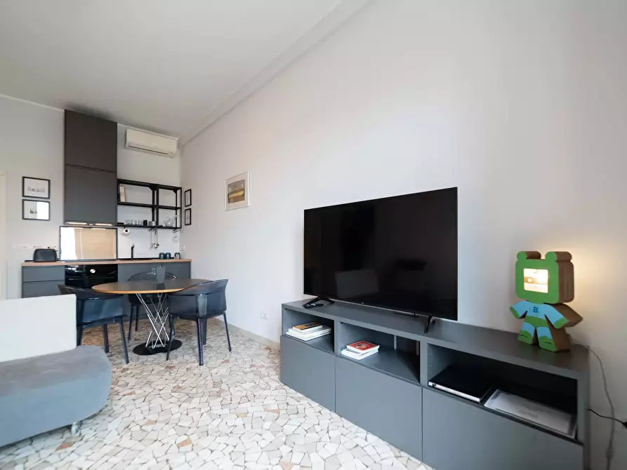 Immagine 20 di Appartamento in affitto  in Via Edmondo de Amicis4 a Milano