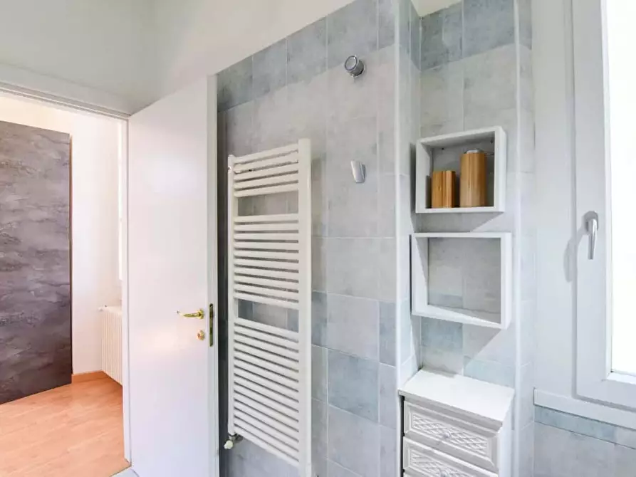 Immagine 23 di Appartamento in affitto  in Via Alessandro Volta15 a Cernobbio