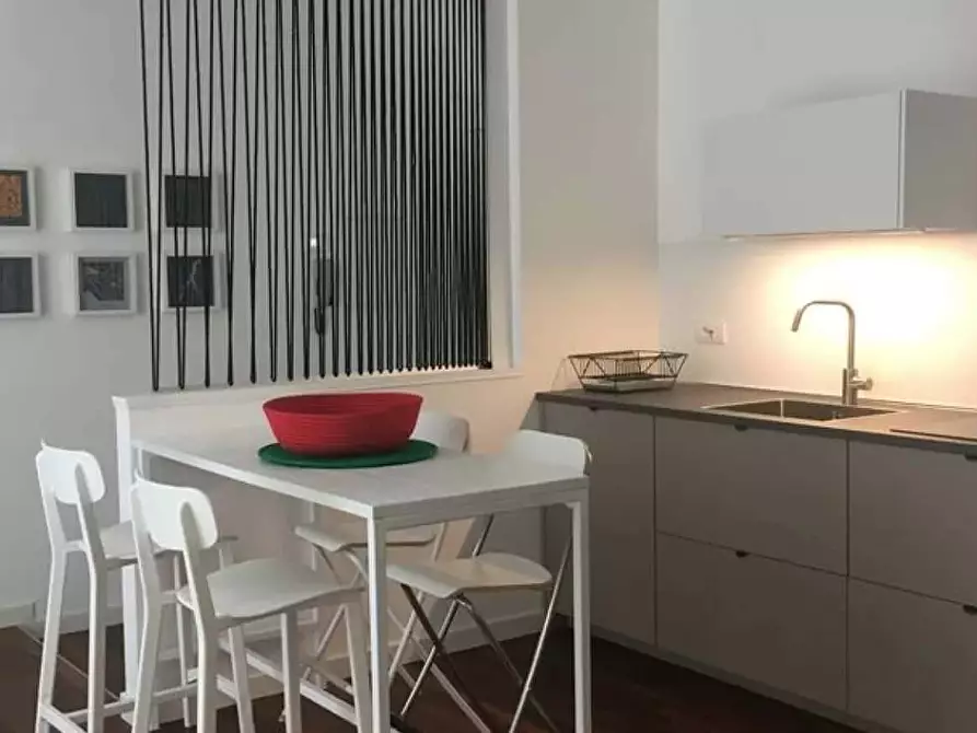 Immagine 50 di Appartamento in affitto  in Via Fausto Baragiola a Cernobbio