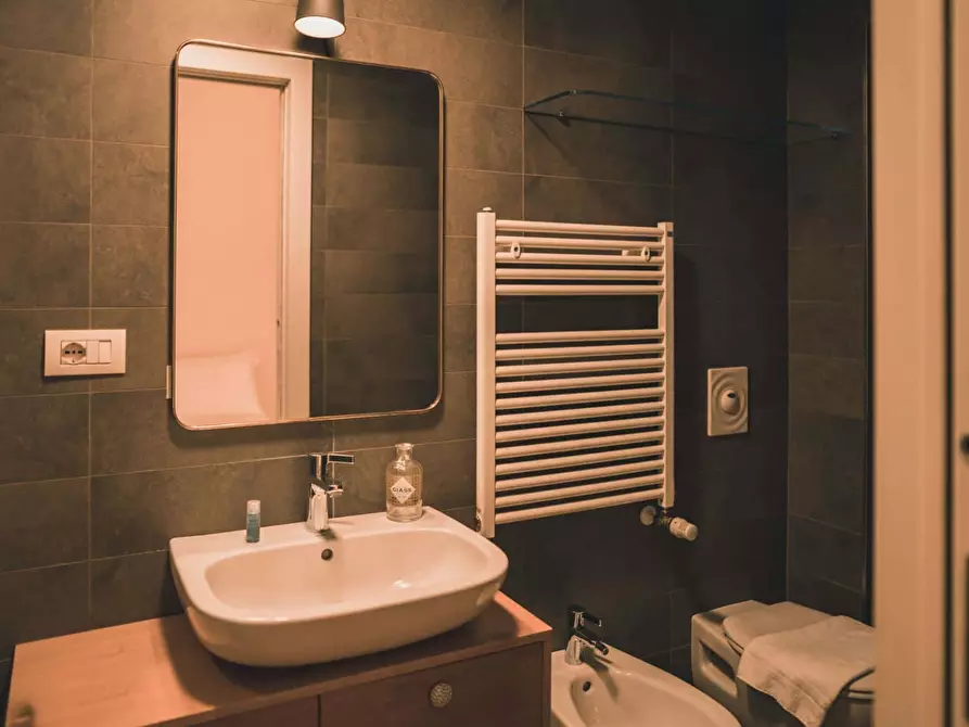 Immagine 16 di Appartamento in affitto  in Viale Piave11 a Milano