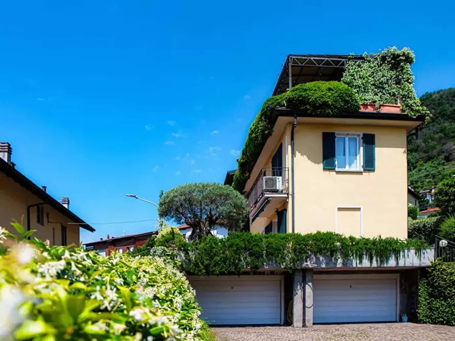 Immagine 38 di Appartamento in affitto  in Via Vittorio Emanuele II37 a Cernobbio