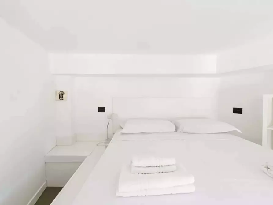 Immagine 17 di Appartamento in affitto  in Corso Magenta25 a Milano