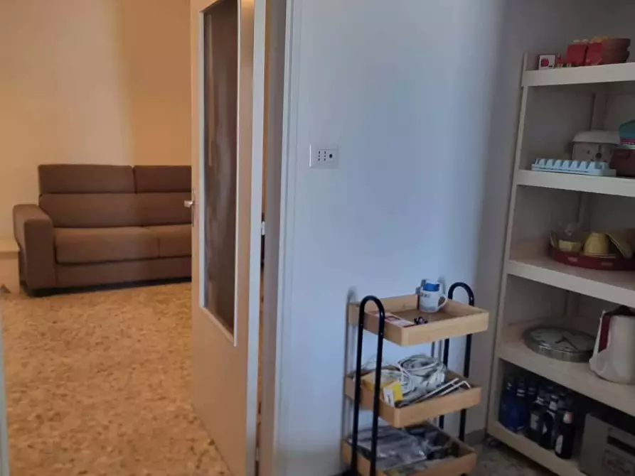Immagine 10 di Appartamento in affitto  in Via Venturieri43 a Giovinazzo