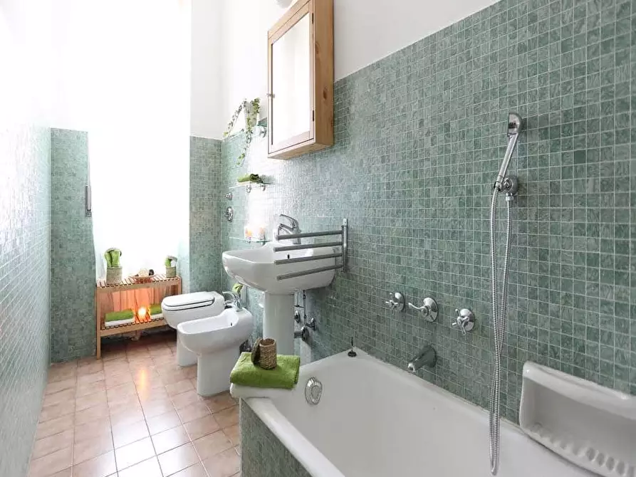 Immagine 33 di Camera in affitto  in Viale Romagna5 a Milano