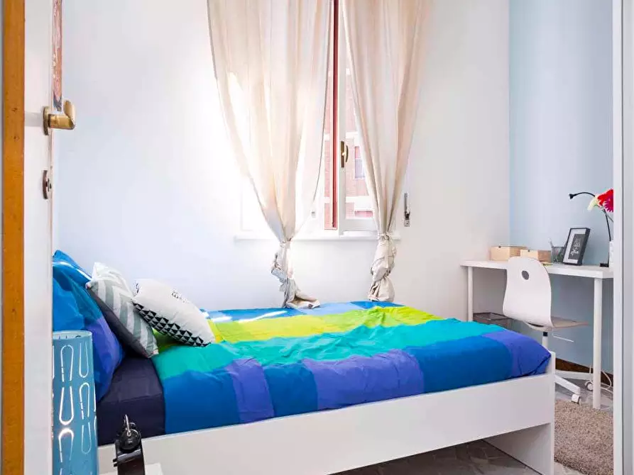 Immagine 3 di Camera in affitto  in Via Salvatore Barzilai14 a Milano